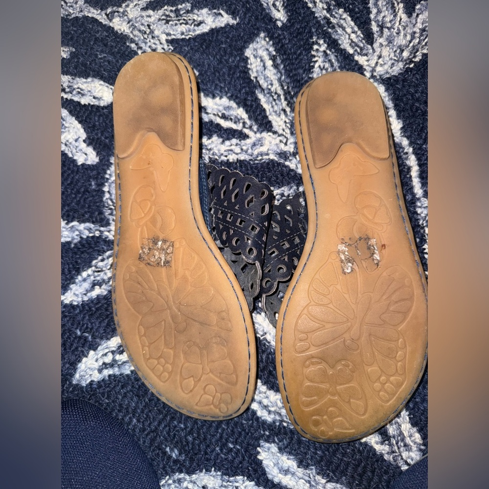 b.o.c. Leather thong sandals size 9 navy blue - Picture 2 of 3